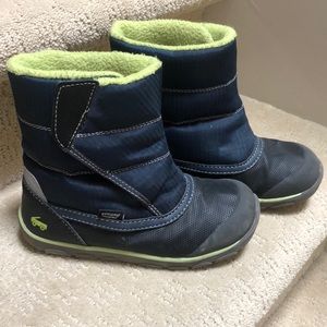 See Kai Run sz 13 little kid snow boot